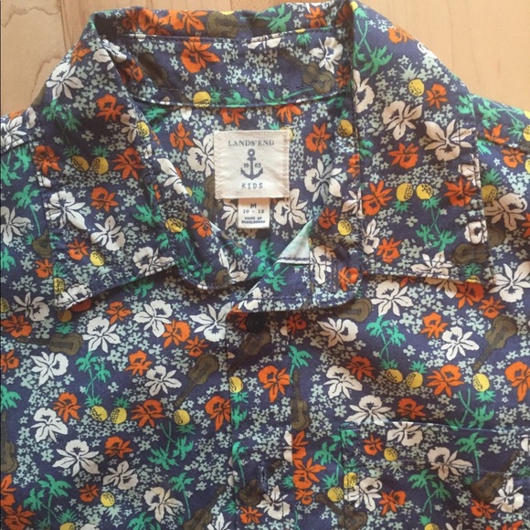 Land’s End kids’ button down short sleeve shirt. - Picture 3 of 5